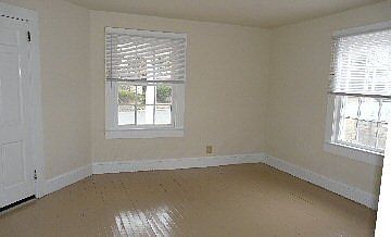 2nd image of 409 Stewart St APT A