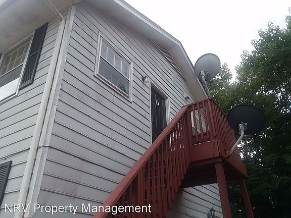 2nd image of 108 Bolling St APT D