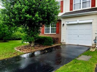 143 Hunt Club Dr, Collegeville, PA 19426