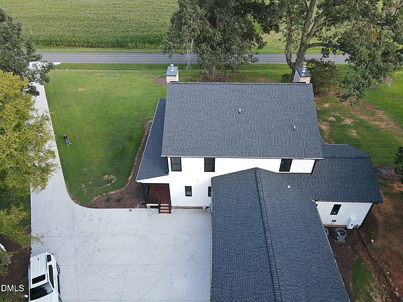 4th image of 923 Arthur Minnis Rd