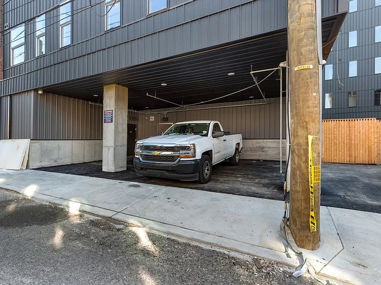 Quaker City Flats — Photo 48