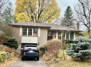 6 Fairhill Cres, Toronto, ON M3A1N6