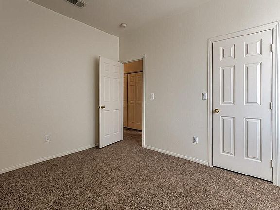 3rd image of 8052 Rock Port Cir
