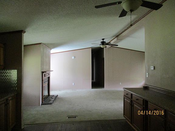 4th image of 685 County Road 3810