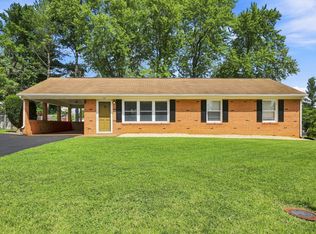 15 Eavers Cir, Stuarts Draft, VA 24477
