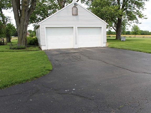 4th image of 4004 S County Road 575 E