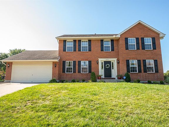 2nd image of 3375 Lake Crest Dr