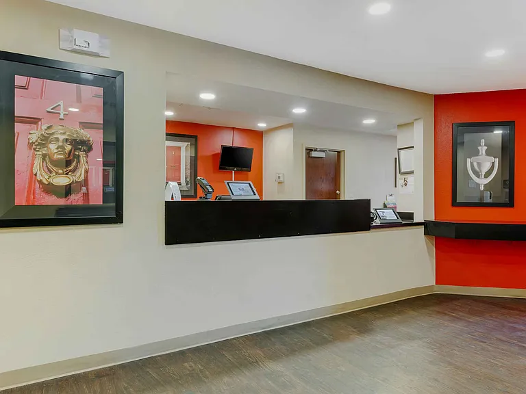 Lobby and Guest Check-in