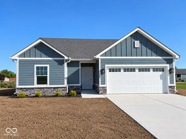 102 Sunburst Cir, Alexandria, IN 46001