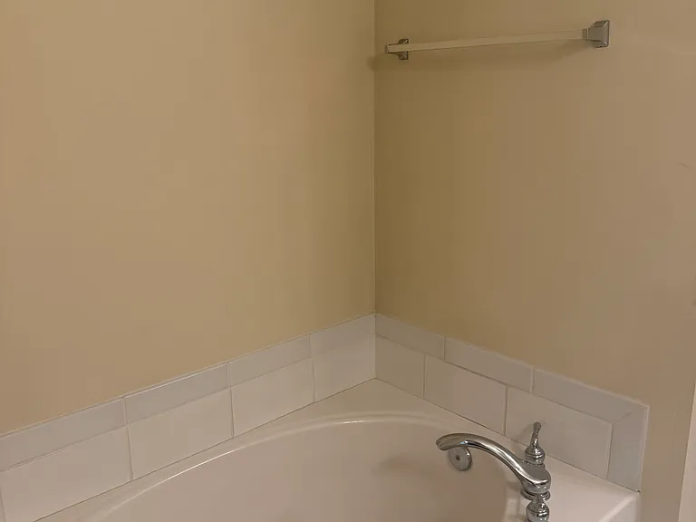 4132 Royal Regency Cir NW — Photo 13