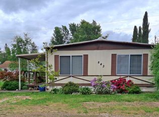 843 Fruitdale Dr, Grants Pass, OR 97527