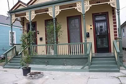 1st image of 135 S Gayoso St