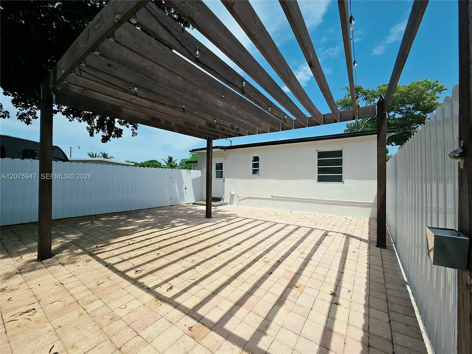 Pompano Beach Highlands 2 — Photo 3