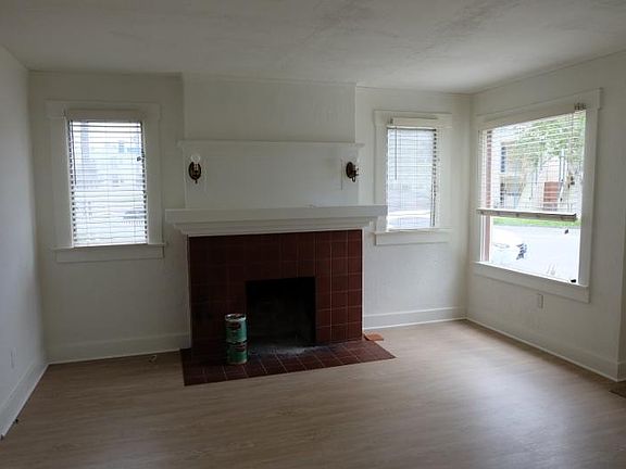 4th image of 2610 Abbot Kinney Blvd