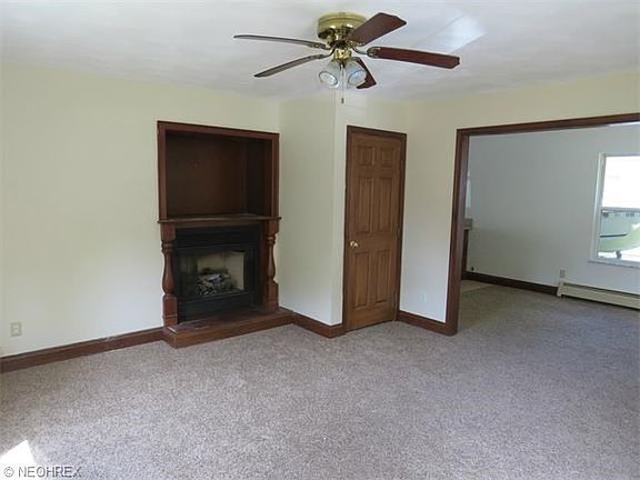 2nd image of 1550 Park Ave