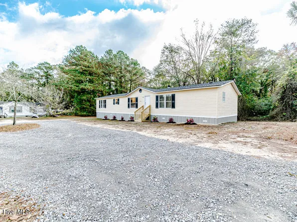 515 Love Grove Church Road, West End, NC 27376