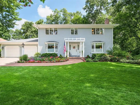 1418 White Pine Drive, Eau Claire, WI 54701