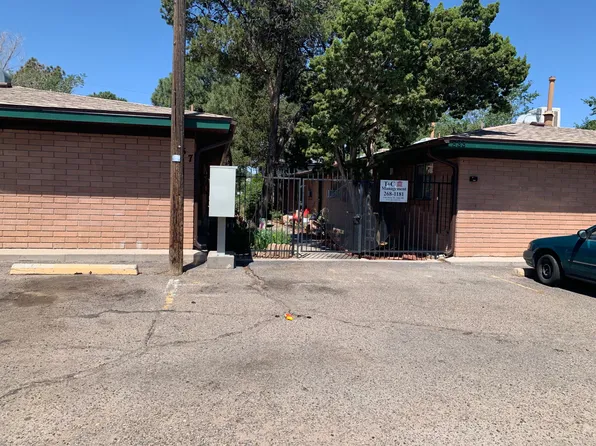 Palomas Flats Apartments