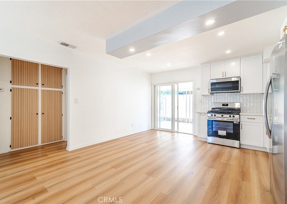 1st image of 1152 N West St #50