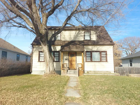 4610 50th St, Red Deer, AB T4N 1W9