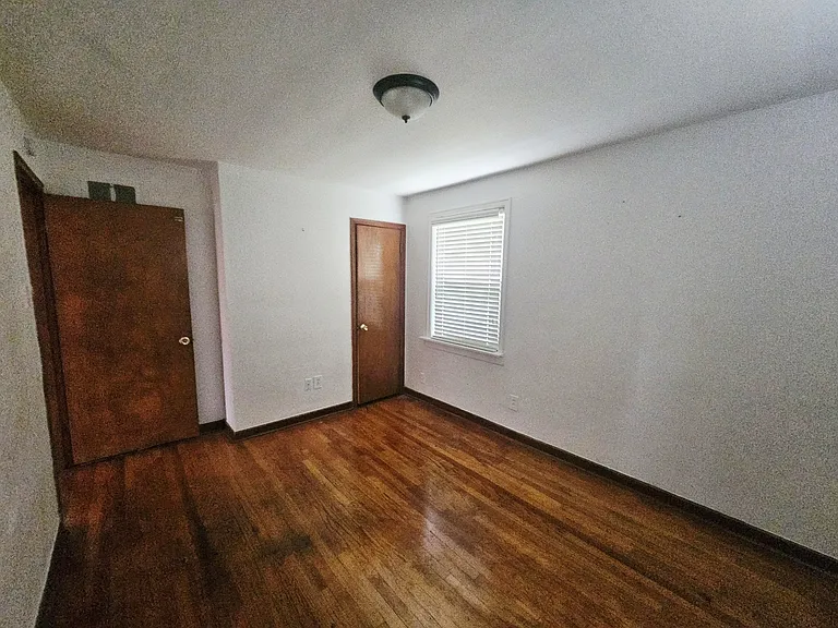 7004 Glenmore Ave #1 — Photo 12