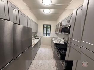40 Metropolitan Oval, Bronx, NY 10462