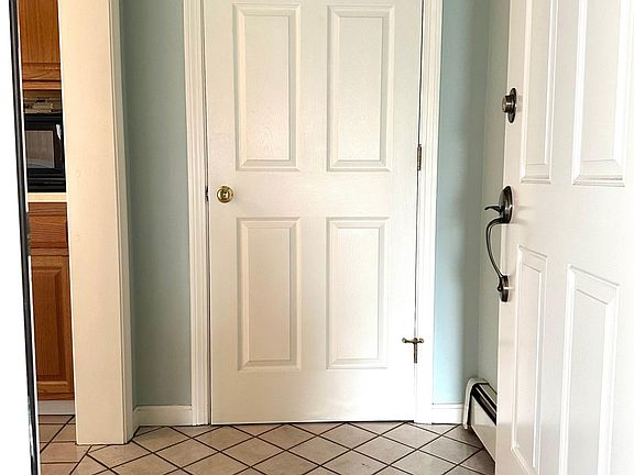 Walk in mudroom of garage