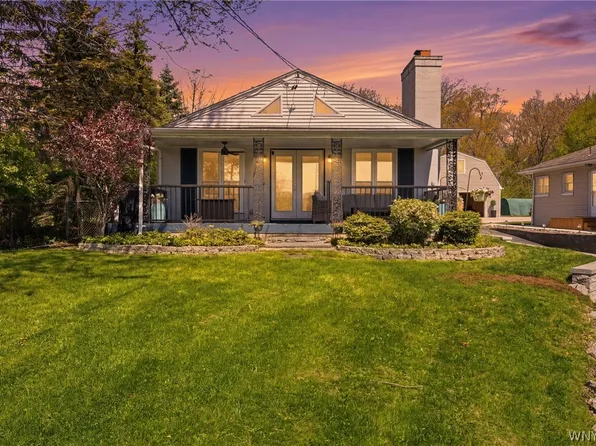 2296 E River Rd, Grand Island, NY 14072
