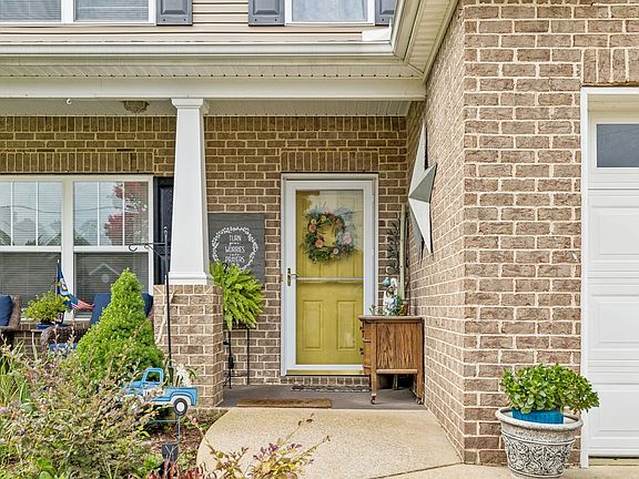 4th image of 6038 Chickadee Cir