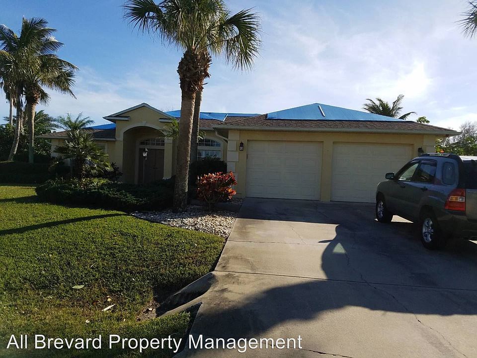 1st image of 215 Camino Pl