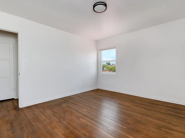 4028 Casita Way — Photo 17