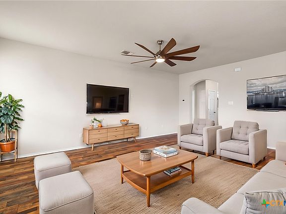 5th image of 6026 Ambrose Cir