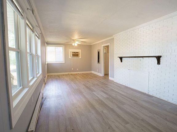 5th image of 2716 Hazel Street