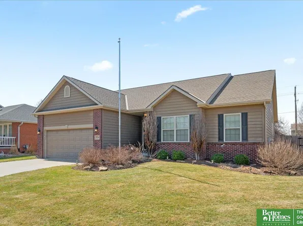 7714 S 167th St, Omaha, NE 68136