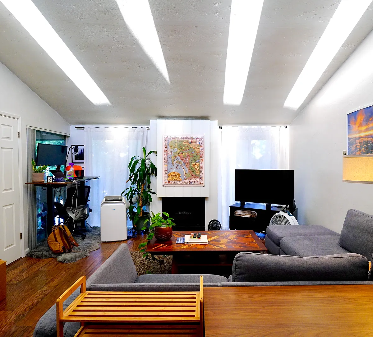 Skylights during the late afternoon - 4600 Lamont St #317