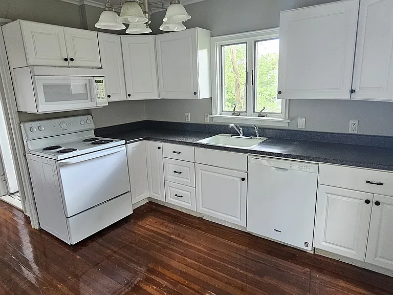 1634 Ella T Grasso Blvd #A — Photo 7