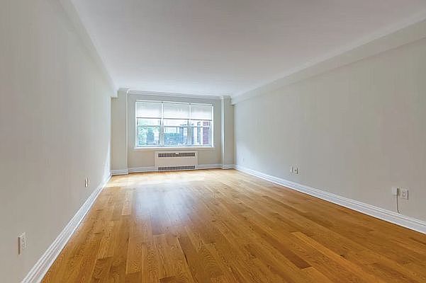 1st image of 317 E 46th St #4B