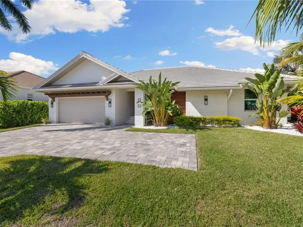 72 N Barfield DR, MARCO ISLAND, FL 34145