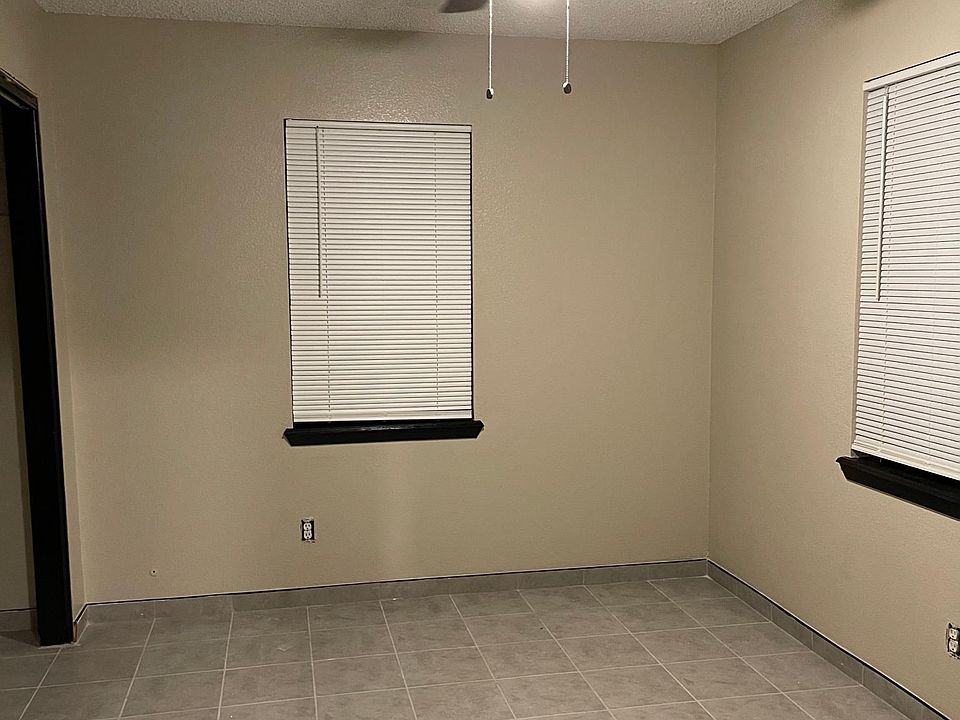 2nd image of 23500 San Miguel Ave