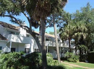 5220 S Russell St APT 36, Tampa, FL 33611
