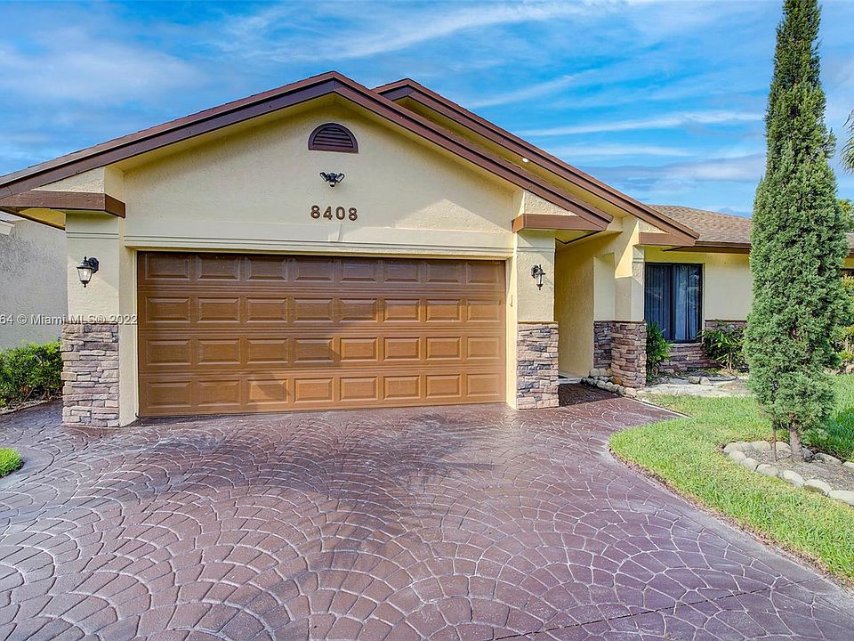 1st image of 8408 NW 34th Mnr