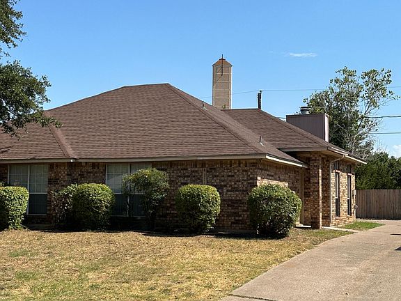 2nd image of 4316 Kelly Hill Dr