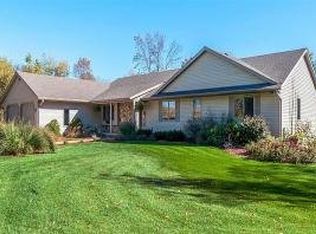 N5408 Pioneer Dr, Sullivan, WI 53178