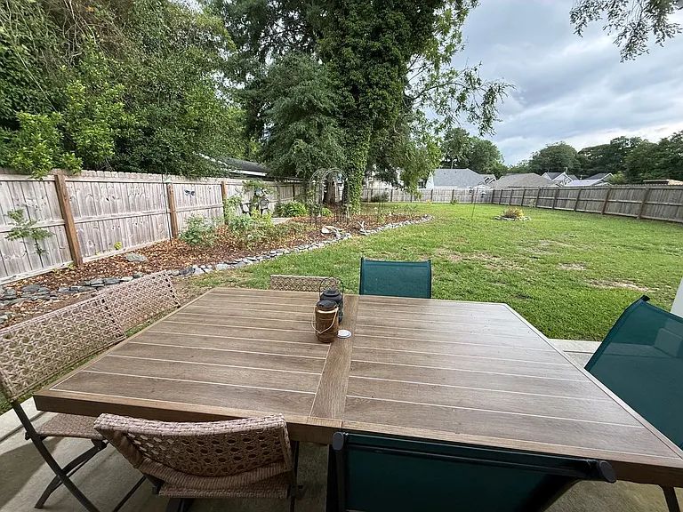 1214 Morgan St — Photo 4