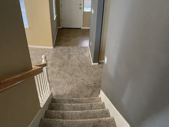 3rd image of 2712 Waldorf Ln