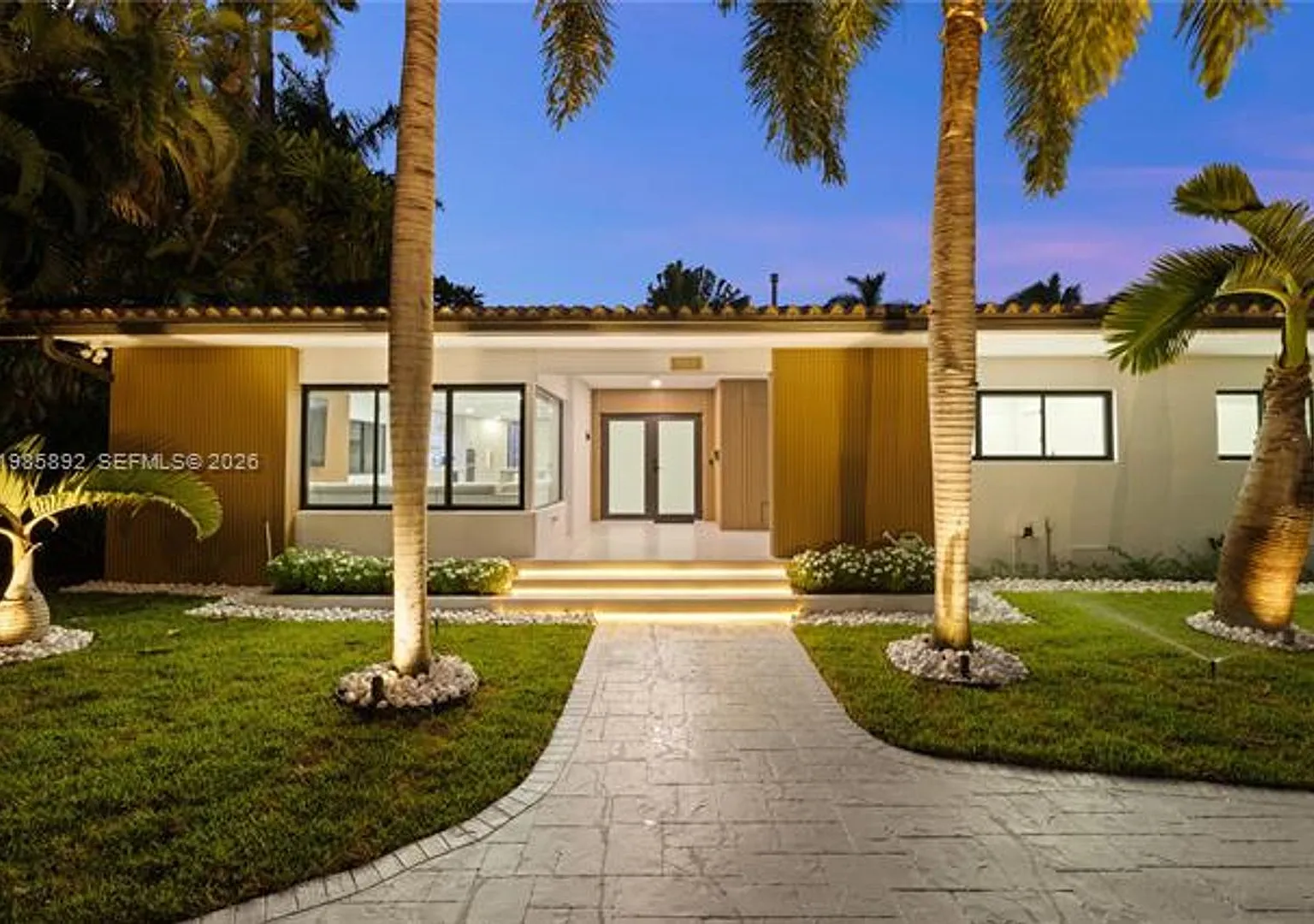 1117 Adams St # 1117, Hollywood, FL 33019 — Photo 4