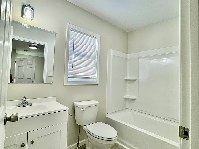 1070 Hightop Rd — Photo 18