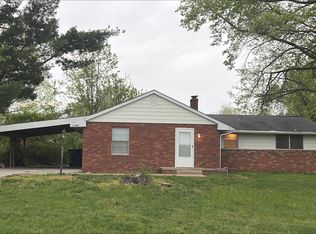 11480 Old Halls Ferry Rd, Florissant, MO 63033