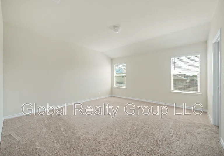 213 Gravel Gray — Photo 29