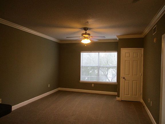 4th image of 202 E South St Unit 4044